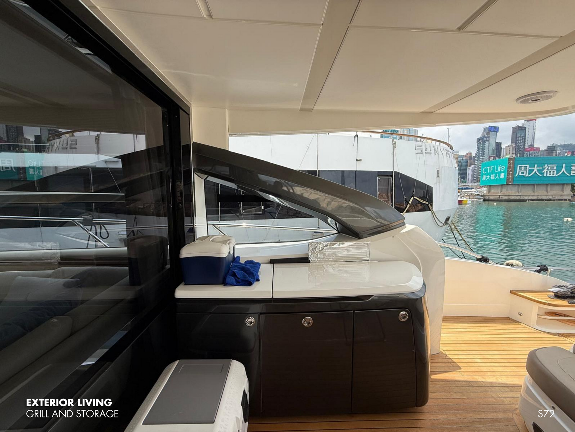 2016 PRINCESS S72 BF