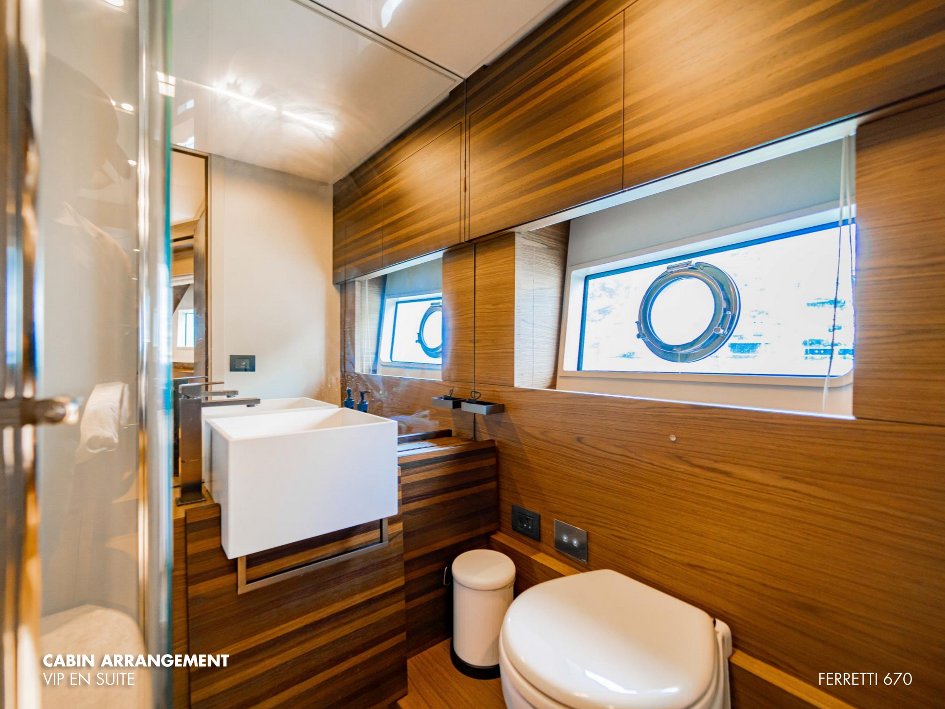 2019 FERRETTI 670 BF