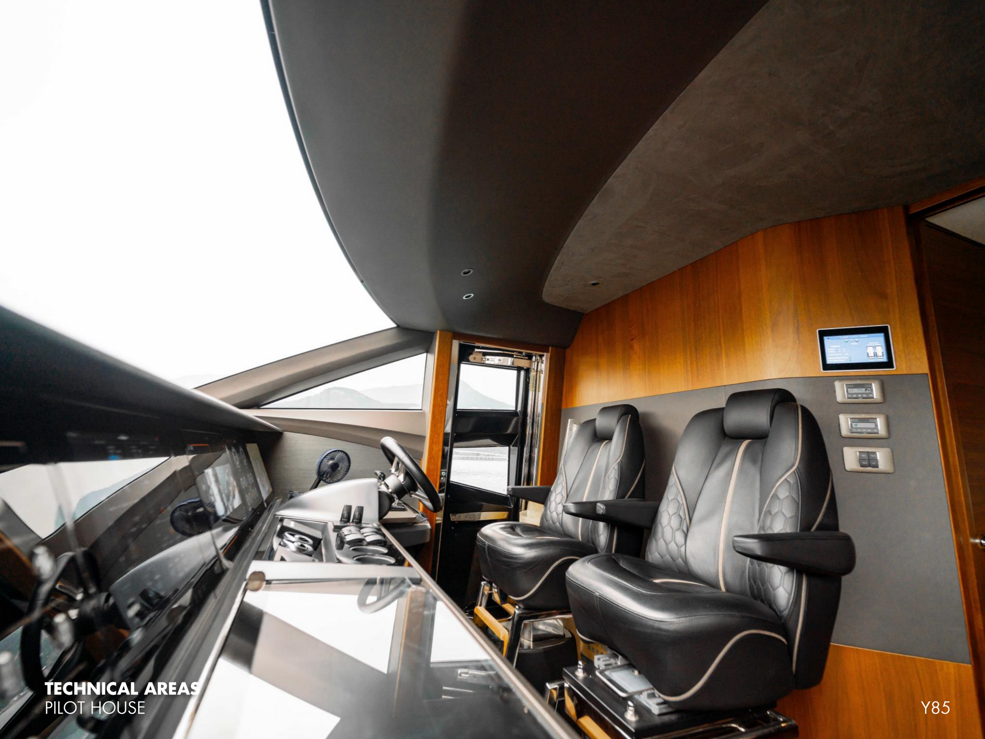 2020 PRINCESS Y85 BF